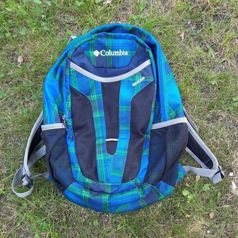🛍 Columbia Beacon Daypack Backpack 2 water bottle pockets blue green plaid